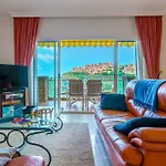 View Of The Sun With Pool - Happy Apartman