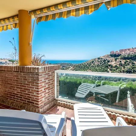 Apartment View Of The Sun With Pool - Happy Sitio de Calahonda